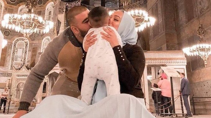 "وسندًا صالحًا يا اللّٰه ، إن اعوجّت الخطوات أقامها ."❤️