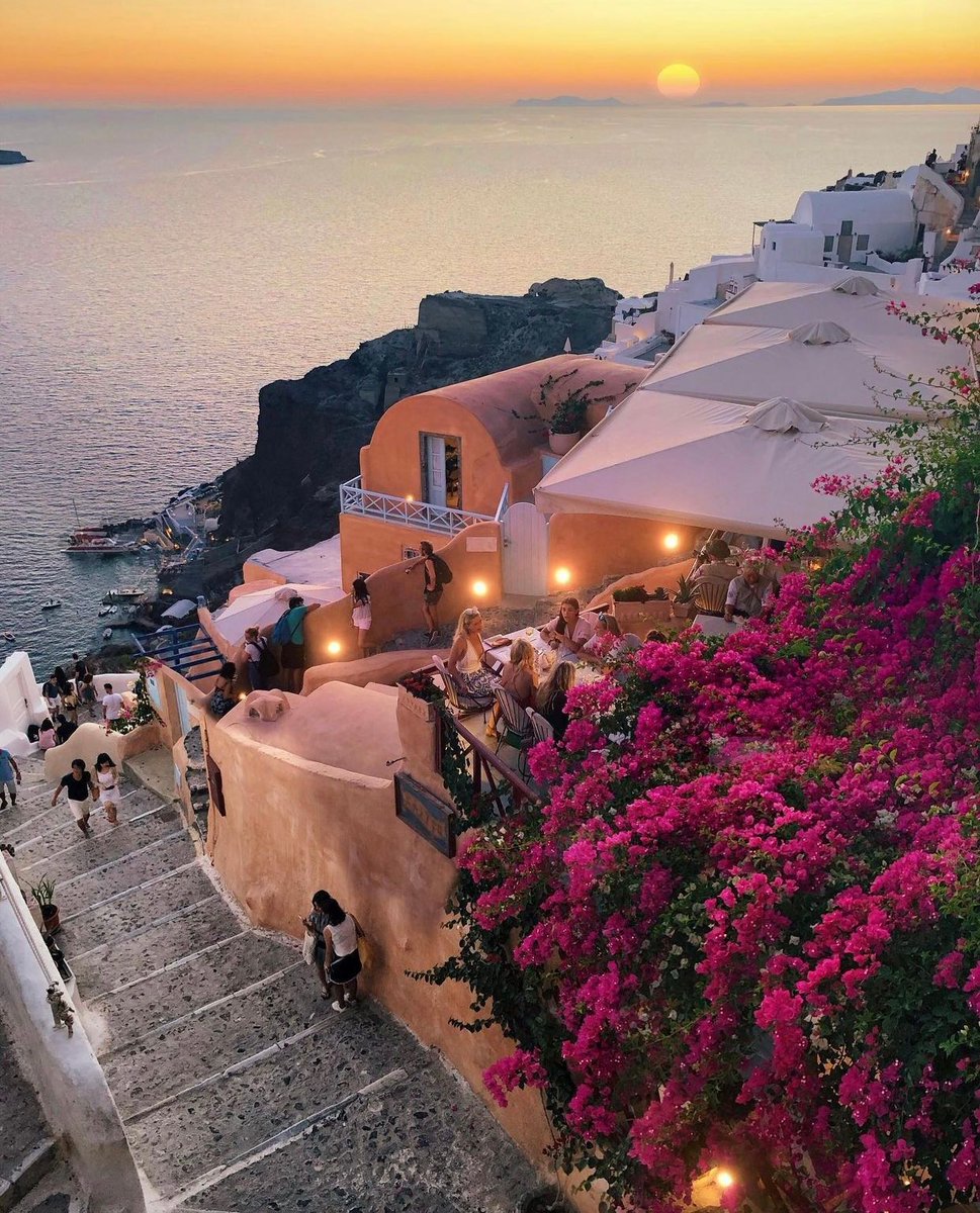 On vous propose ces 4 destination pour l'été: Italie, Grèce, Bali et JaponVous choisissez ?