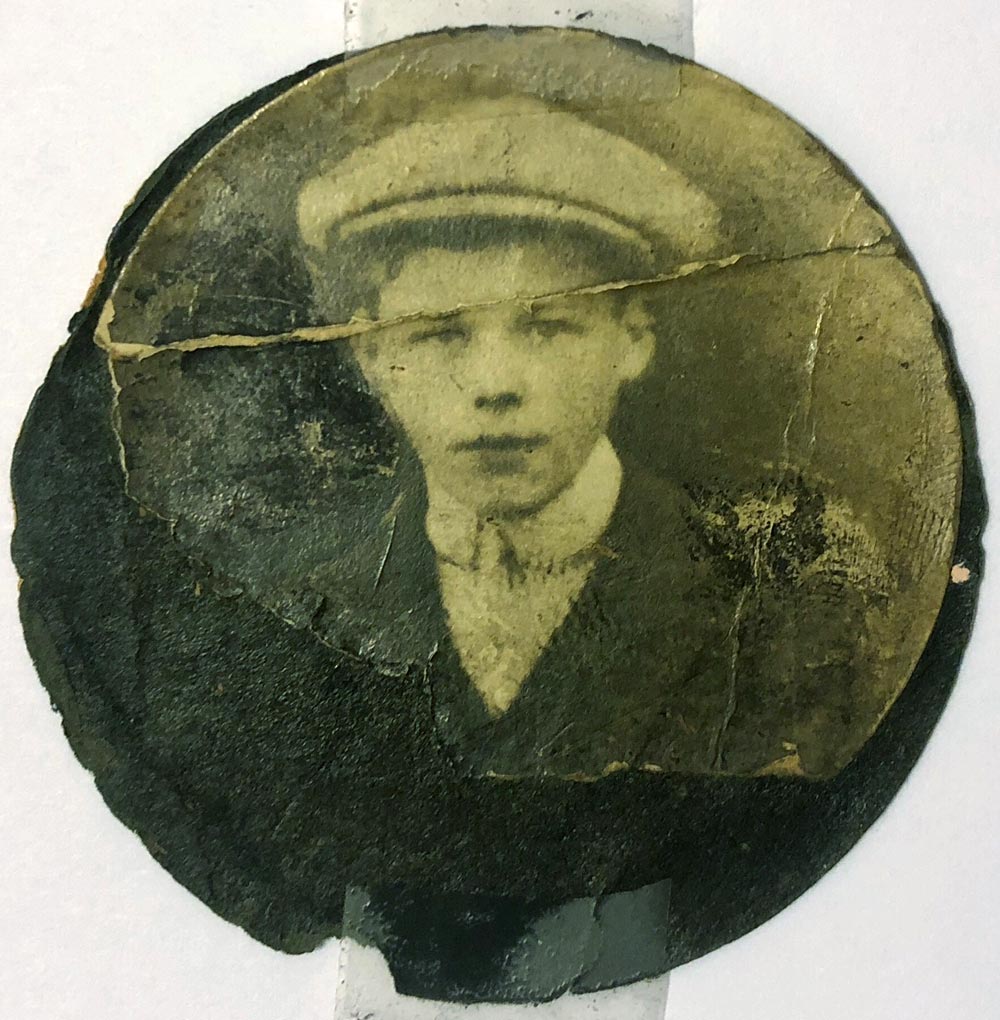 Mr Patrick Lane was an Irish, 16 year old boy. He embarked in Queenstown on Thursday 11th April 1912, on 3rd class. Ticket No. 7935, £7 15s. His destination was Manhattan, New York, United States. His body was never recovered.