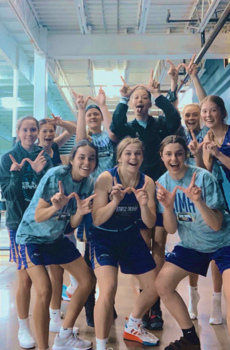 We finished with 1 win and 1 loss today. It was a lot of fun and got to get to know the girls better, I am so glad to call these girls my family. We fought hard and we have so much talent and so much heart in the game. 
@wheatstateelite @DanaCrain6