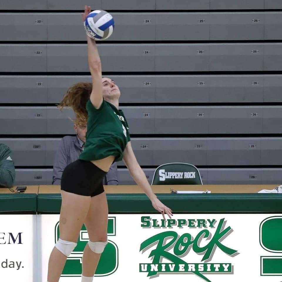 Slippery_RockVB's tweet photo. #RockVB Category Leaders for the Day:
Abigail Koeller: 19 kills 
Abby Nigon: 11 blocks
Taylor Fellers: 5 aces
Logan Whitaker: 39 assists &amp; 24 digs 
@abigailkoeller7 @abbynigon12 
#rocknation https://t.co/spkCuRVrDF
