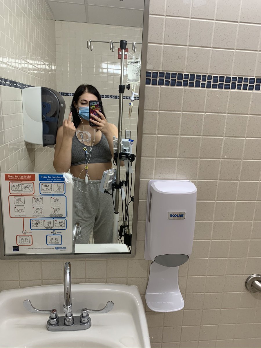 Women Posting W's tweet media