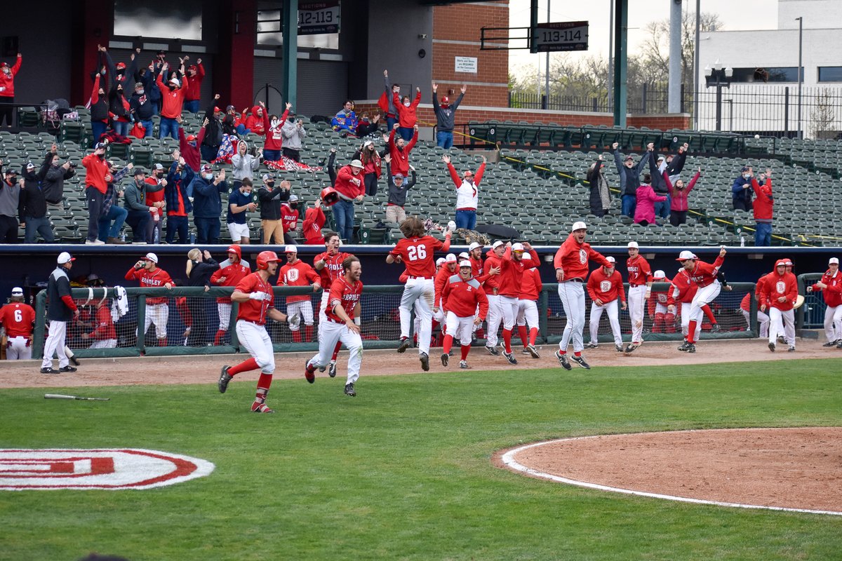 BradleyBaseball's tweet image. Connor O'Brien's walk-off 💣 to cap off a doubleheader sweep was about as 📸 worthy as it gets.👀🔽