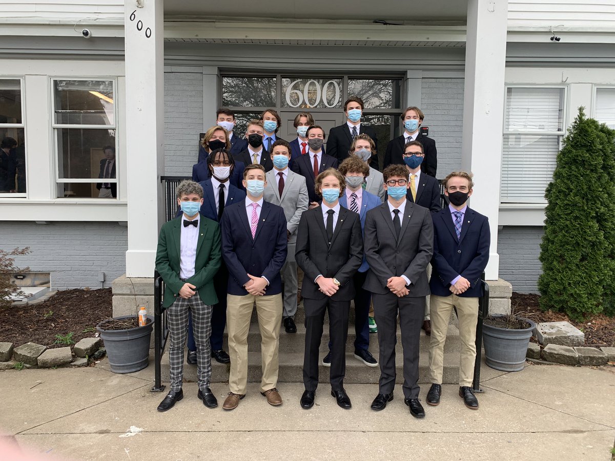 Congratulations to the 18 men initiated into FarmHouse this afternoon! We are excited you’re here and look forward to the future. 
#psmoes
#fhexcelsior21
#fhmizzou