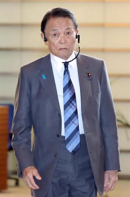 @t8mono 麻生太郎かな 