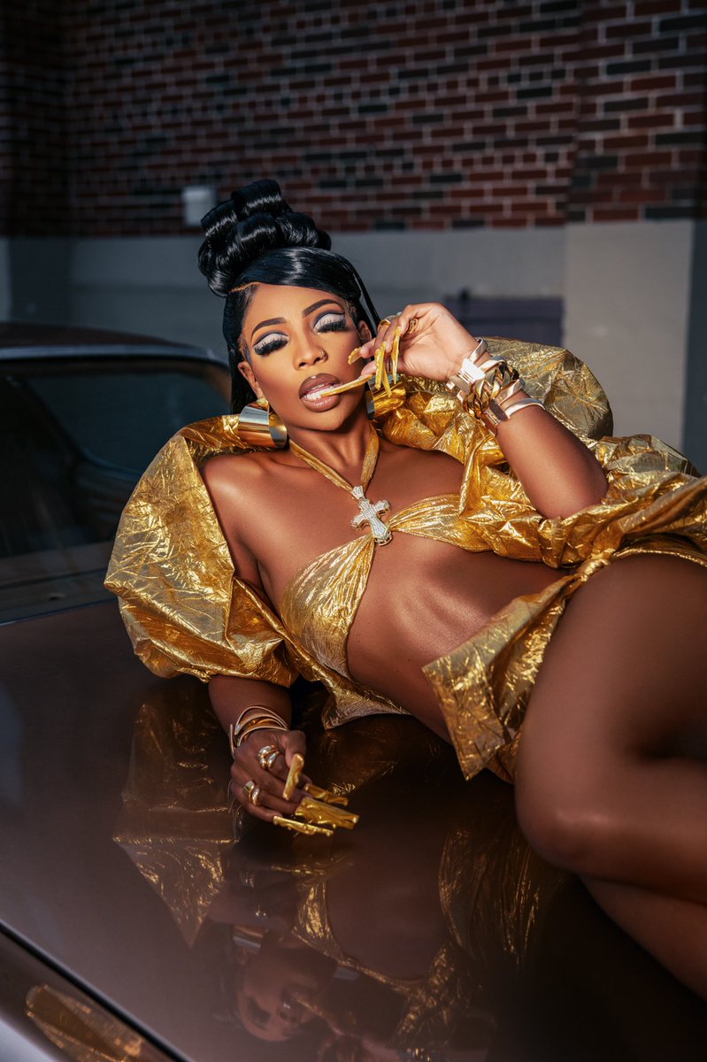 dearra tweet picture