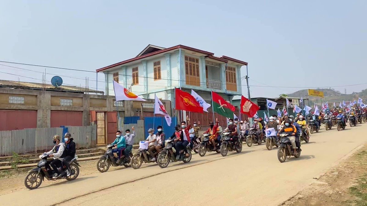 nslwin's tweet photo. Protest in Saing Taung, Hpa-Kant, Kachin State 

#WhatsHappeningInMyanmar #Apr18Coup #MilkTeaAlliance https://t.co/DmiiLzfpFH