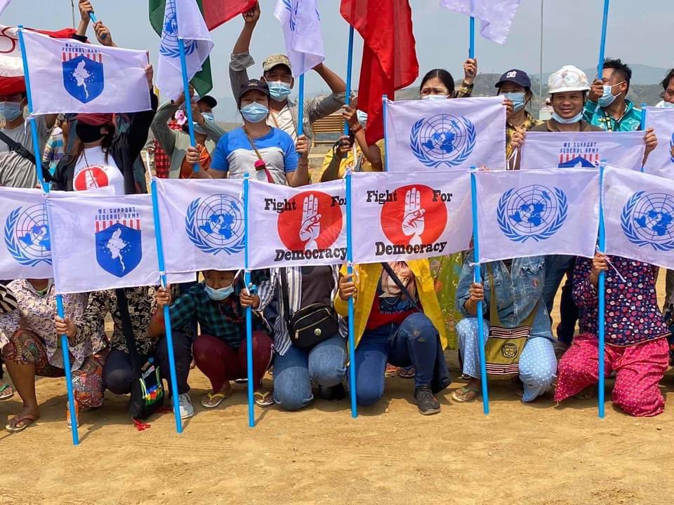 nslwin's tweet photo. Protest in Saing Taung, Hpa-Kant, Kachin State 

#WhatsHappeningInMyanmar #Apr18Coup #MilkTeaAlliance https://t.co/DmiiLzfpFH