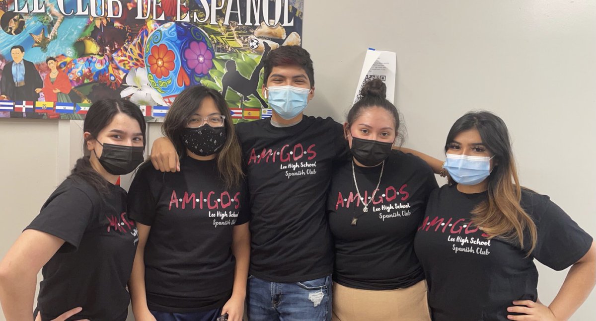 RelSpanish's tweet photo. Introducing our 2020-2021 Spanish officers!
Spanish President- Liliana Perez
Vice President- Emely Navarro
Treasurer- Rubi Gusman
Secretary- Paulina Rios
And Social Media Secretary- Jose Mendez https://t.co/UnVzWHWZlk