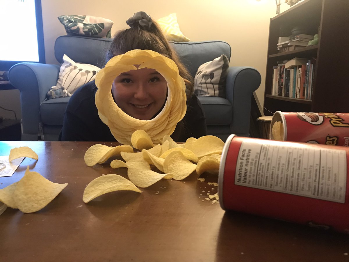 ChristineYH's tweet image. Success. The kid doing ADST at home. #PringleChallenge #SaturdayNight