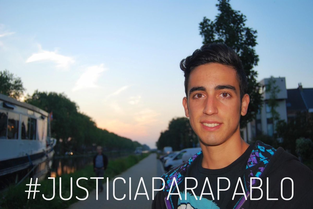 Lolafergut's tweet photo. #JusticiaParaPablo
Unos matones descerebrados le arrebataron la vida. Unos criminales desbocados rompieron para siempre el corazón de sus padres.
Que la muerte de Pablo no le salga gratis a sus asesinos. https://t.co/bR8HbNXYif