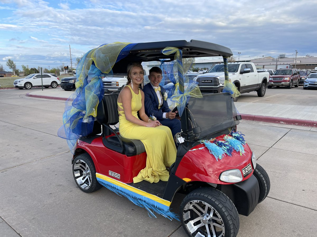 LHS_Skins_Track's tweet photo. Our beautiful runners taking a cruise on the golf cart. @LiberalRedskins #promenade https://t.co/v6ECkddkez