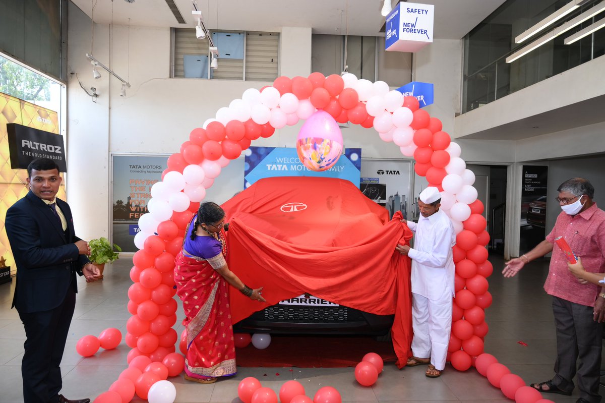 BSavagaonkar's tweet photo. New family member Tata harrier🤩😍🥰🔥🤩🔥🎊🎉🎊🎉 https://t.co/4gubDF6lpD