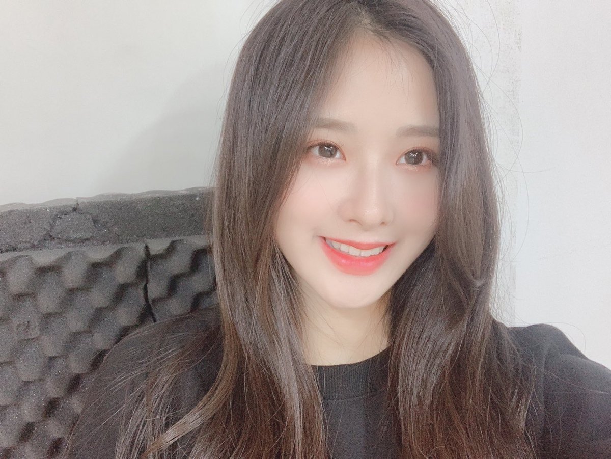 twtlunarsolar's tweet photo. ⠀· ៸៸ ₊ 𝔩𝔞𝔫𝔡__ 』 ıng :: ın ⋅ ☾ 𝓛╱unᥲr-⧉.solᥲ˖𝓻 𓂅 : #Paris plᥲчlıst › #P8ZonNETFLIX * #FEVERtoROAD
Hoy haré maratón del programa de los chiquitos de @PIRAT8Z, soy fan. Sin duda esta noche será muy divertida. https://t.co/L4o9dvCYIJ