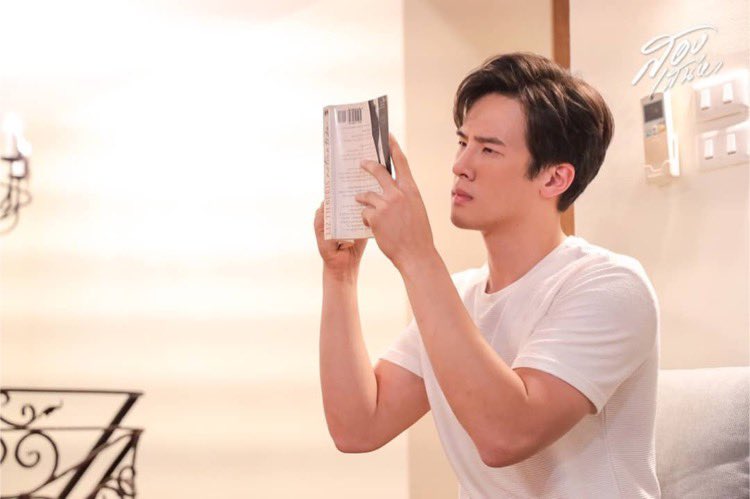 somrak37223766's tweet photo. ครับ ความเจมส์มาร์ครับ #PRMaker ไม่ได้แกงน้องแต่อย่างใด น้องแกงตัวเอง #สองเสน่หา #TheUnidenticalTwins #MakerGroup #MakerFamily #เร็วๆนี้ https://t.co/vbiJHqiVZn