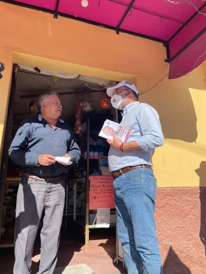 landyacebo's tweet photo. Hoy se visito a los vecinos de la Colonia Zitakua y de la Colonia Prieto Crispín.   Gracias por recibirnos y por su atención ! 
Juntos Con @PoloDominguez 

!En Tepic ya lo hicimos y vamos por más!
#PoloDomínguez
#DiputadoFederal
#Distrito2 @AceboNayarit  @CristinaRuiz_S https://t.co/2khDTSnfBO