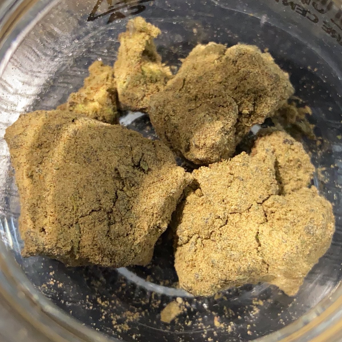 onebyonepodcast's tweet photo. @madflavor And look what I got for us for tomorrow! Legal NJ MoonRocks. Not too shabby either.... https://t.co/x6u4BpeQSq