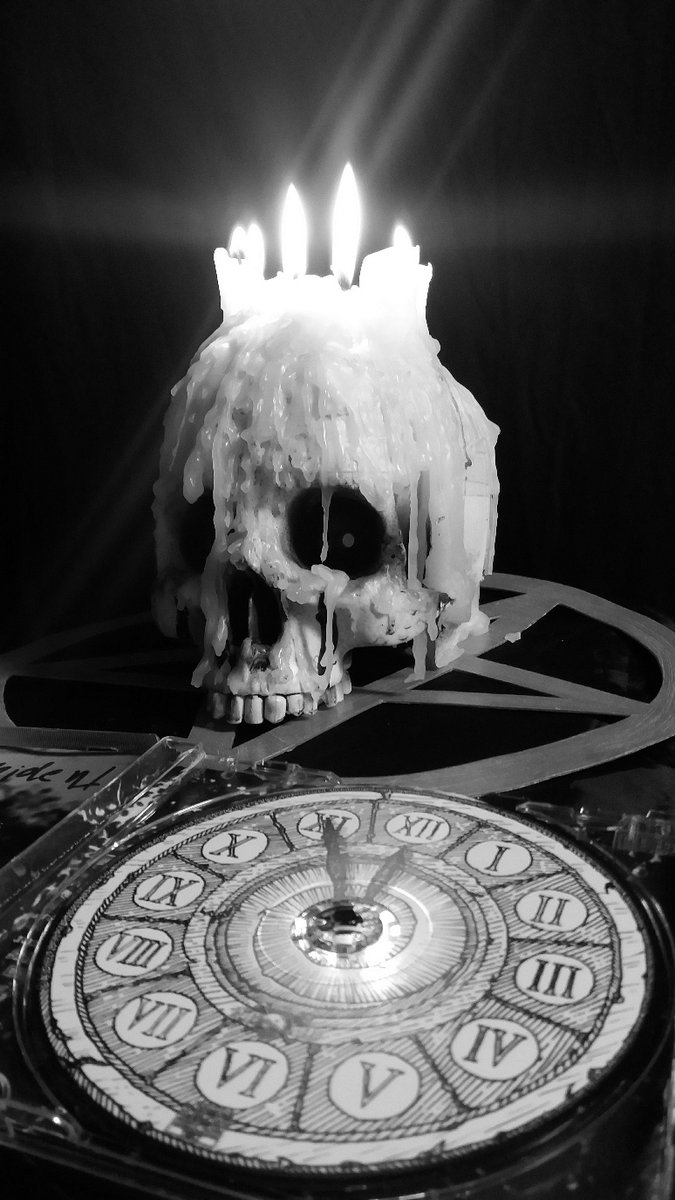 Hi to all heavy music fans !!!! Who can to support our band - do you can to buy digital version of our 1 album ! 
Under this picture hidden our 1 first album - here is digital tracks is in the middle of the attachment
etsy.com/shop/Unbesiegt…