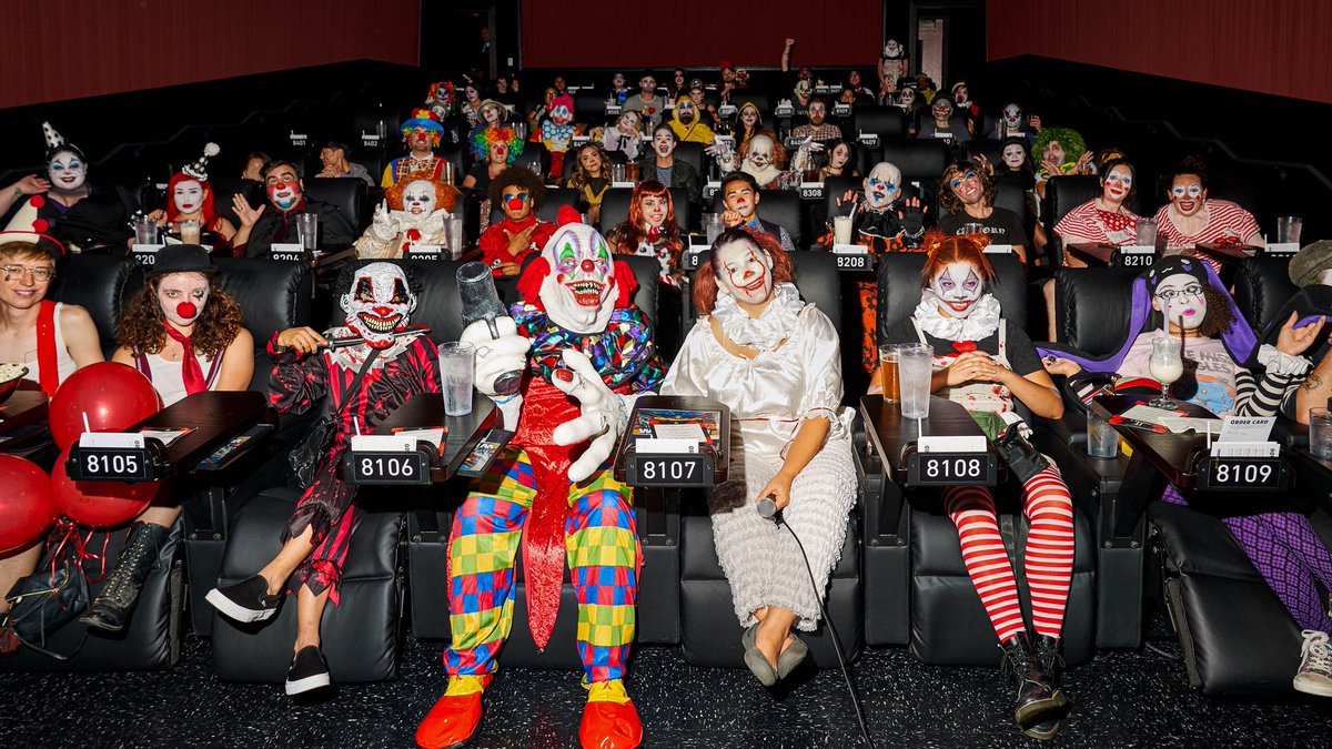 JermaineWatkins's tweet image. Everybody who paid to watch Jake Paul fight Ben Askren right now...

 #TrillerFightClub