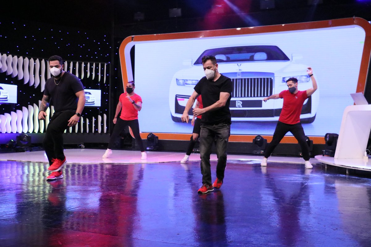 ElConejoTv's tweet image. Electrizante presentación de los #Conejitos 🐰✨⚡

Califica su baile. 😂😎🎉

📌  💻       

telefuturo.com.py