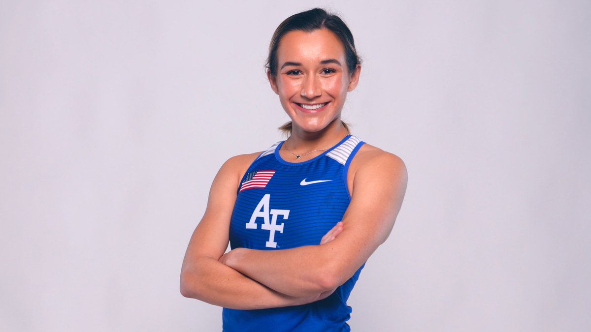 AF_TFXC's tweet photo. 💥Over in Arizona, Michelle Roca just shattered the ACADEMY RECORD in the 400m hurdles, as she clocked a time of 60.01!! https://t.co/bkqCy5woTs