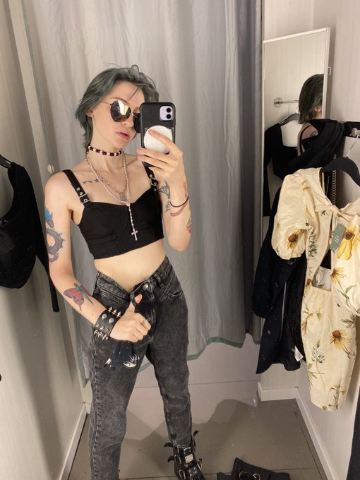 I can&rsquo;t wait to post all the silly slutty shit I got 🖤👀🔜 https://t.co/ibEFUszo35<a href="/tag/jjbansfw"class="tags"><span>#jjbansfw</span></a>