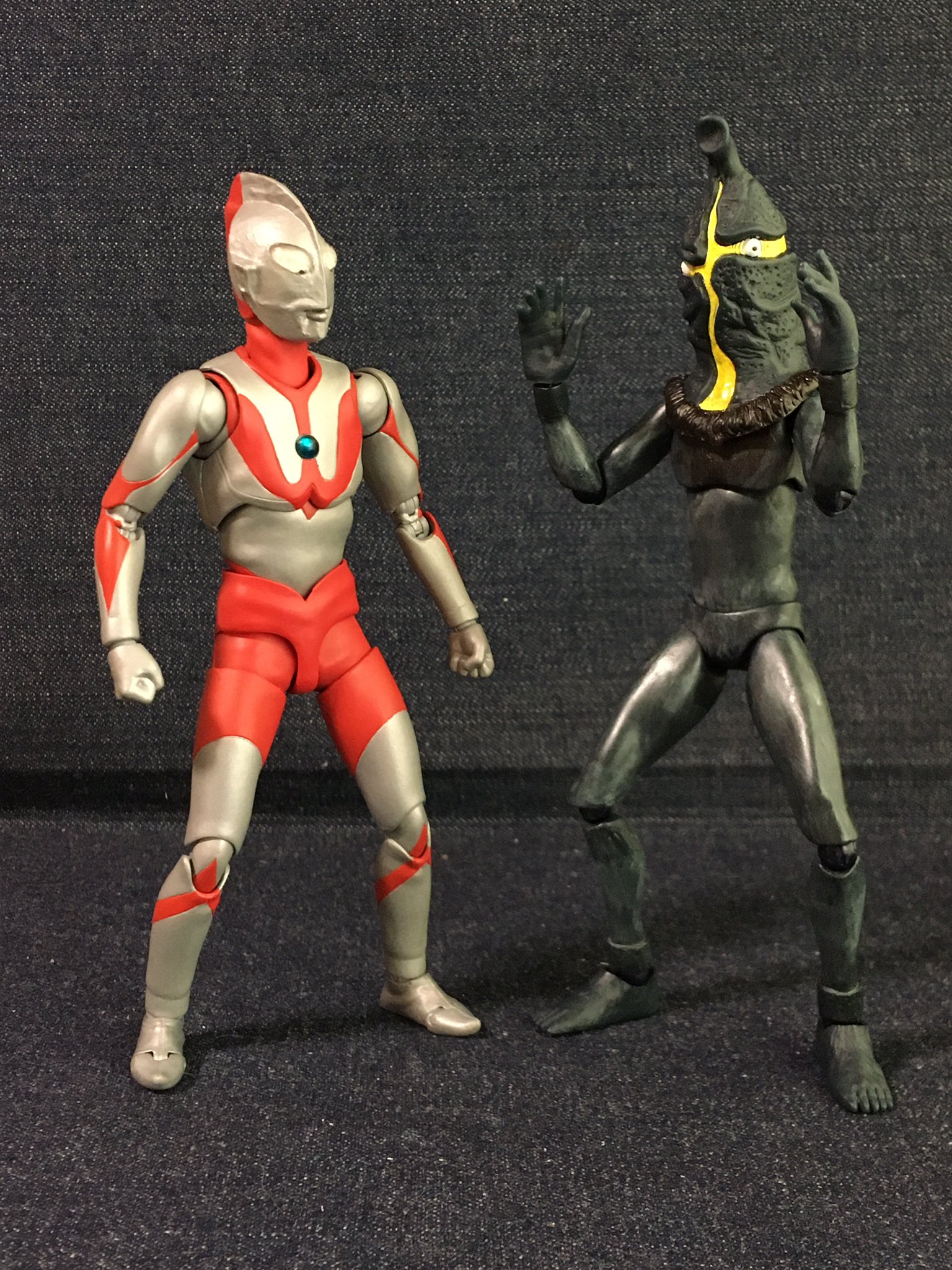 ART OF WAR ケムール人　ウルトラマン　フィギュア　スタチュー ART OF WAR ケムール人 ウルトラマン フィギュア スタチュー