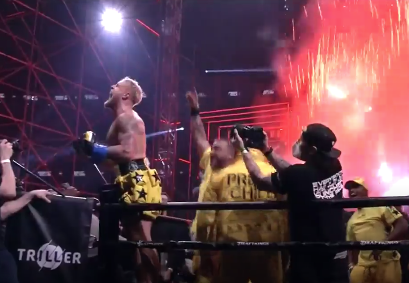 espn's tweet image. Jake Paul knocks out Ben Askren in the first round.