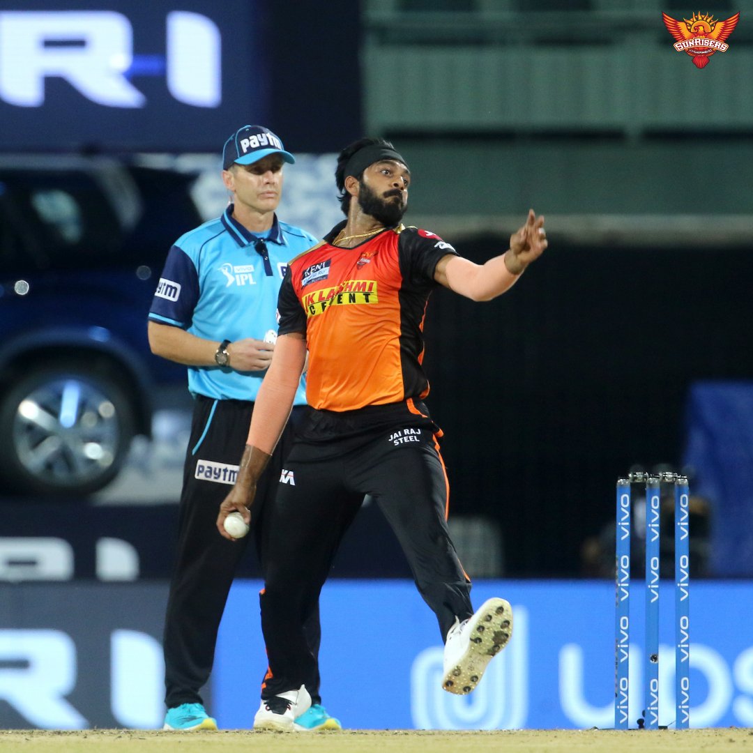 SRHsuperfan's tweet photo. Scenes from our third encounter in the #IPL2021 π·
#OrangeOrNothing #OrangeArmy #SRH #SRHFamily #KeepRising #SunRisersHyderabad #SunRisers #sunrisershyd #OrangeClicks #OrangeLove #orangearmyforever #SRH2021 #VIVOIPL #VivoIPL2021 #IPL https://t.co/fNFs0RCldb