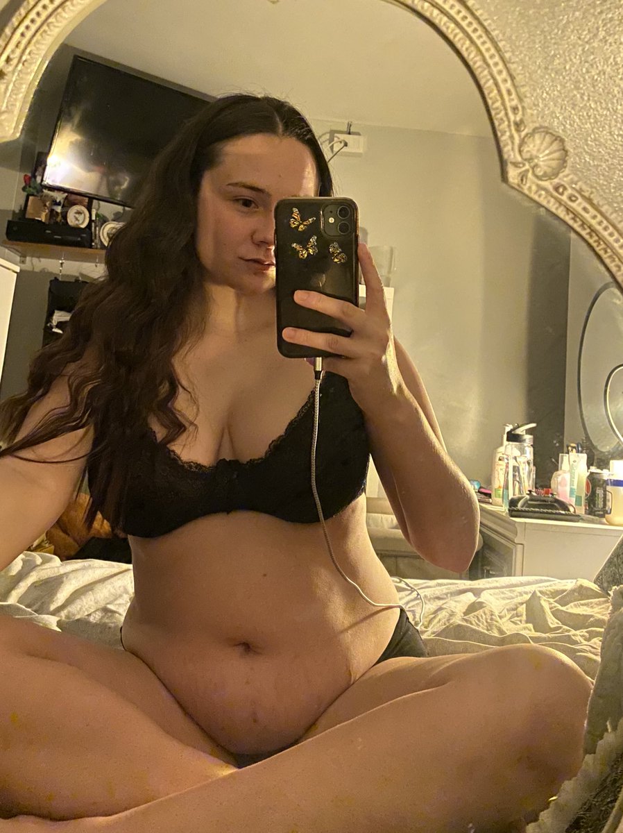 vanessa tweet media