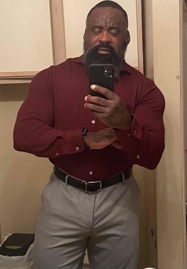 splendourmothy8's tweet photo. Who love man with grey beards https://t.co/pmgkr1NbL3