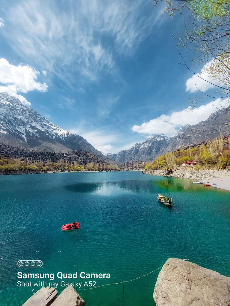 Abrar Khawaja captures the serenity and beauty with the Awesome 64MP main camera of his #GalaxyA52 

#AwesomeIsForEveryone #TeamGalaxy