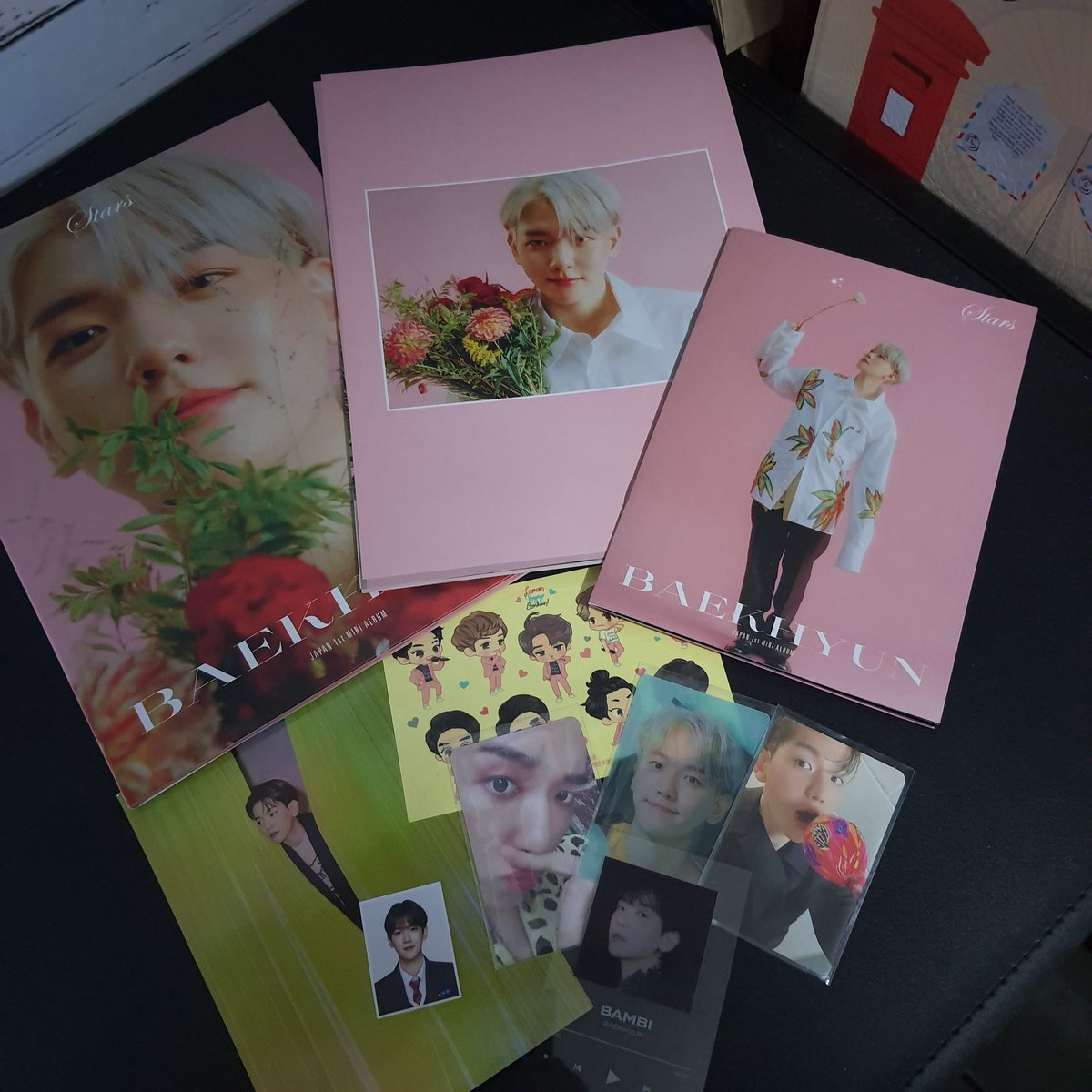 beshiesofsnsd's tweet photo. Nakauwi na ang jbolo stars version ❤ thank you so much @sanhyuncart 🥺 ANG GANDA PO NG PACKAGING! AT ANG FREEBIES SOBRANG DI KO INEXPECT 😭😭😭 thank you po talaga, you're the amen 🙏🙏🙏🙏🙏 #arcifeedbacks https://t.co/nIObQXRdau