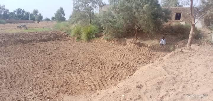 ThardeepOrg's tweet photo. District #Jamshoro April, 16-2021 #TRDP under Program for Improved Nutrition in Sindh PINS ER 3.
Community Physical Infrastructure (#CPI)Rain water harvesting pond (#RWHP) scheme initiated,
there was observed the excavation of the pond by the community with- https://t.co/hyNUAMyxFg