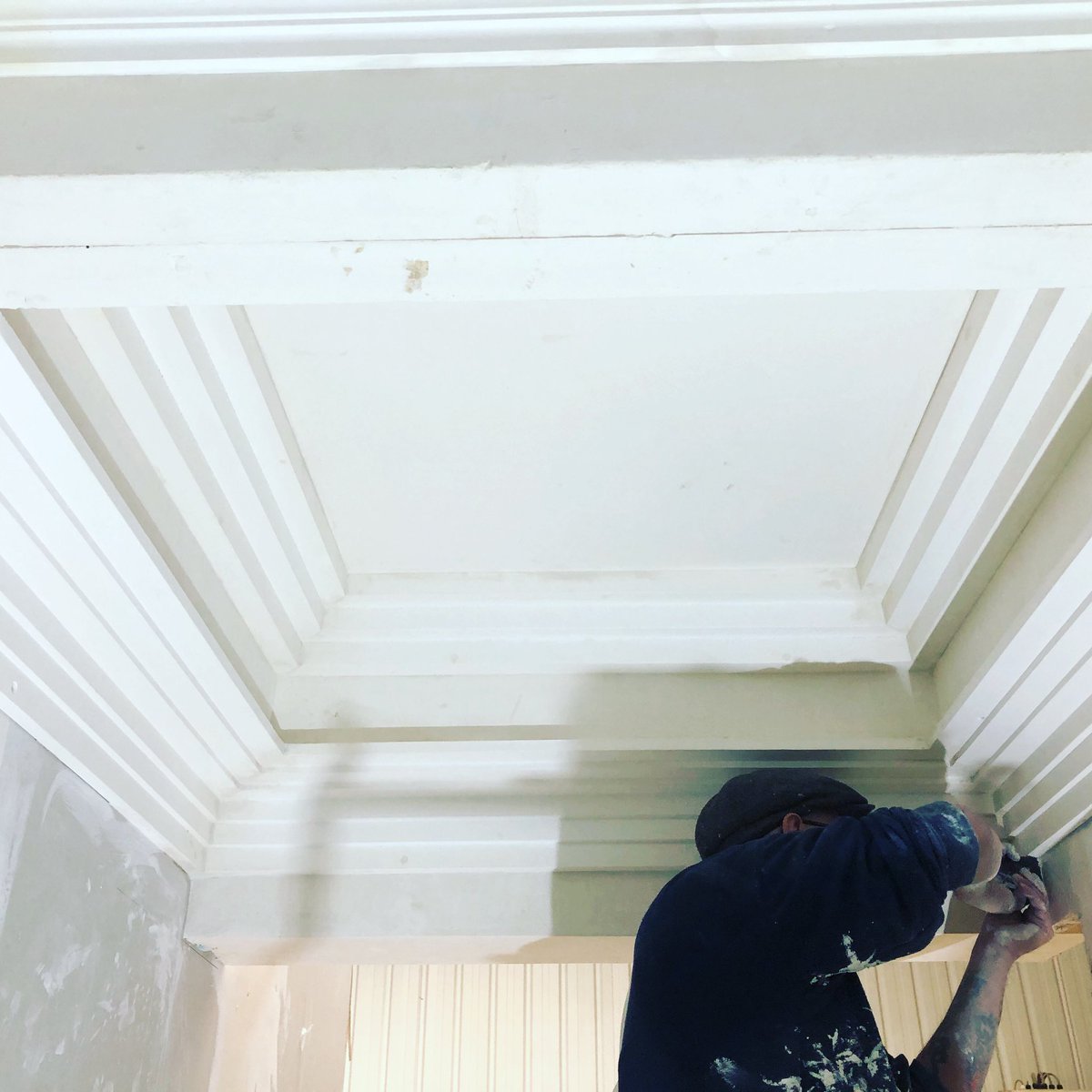 cornicedesign's tweet image. Our new showroom opens this spring