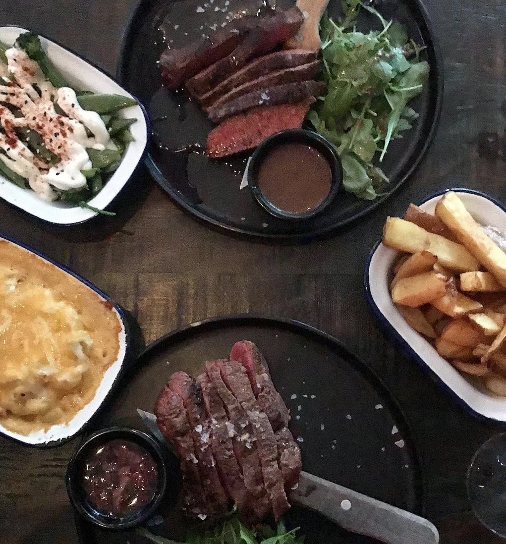 7 days to go til we are prepping these bad boys again! In case you didn’t already know...

The flatiron is a muscle that sits under the shoulder blade and is the second most tender cut of meat after a fillet. 55g protein and only 350 calories. 

📸 @chriseatsglasgow