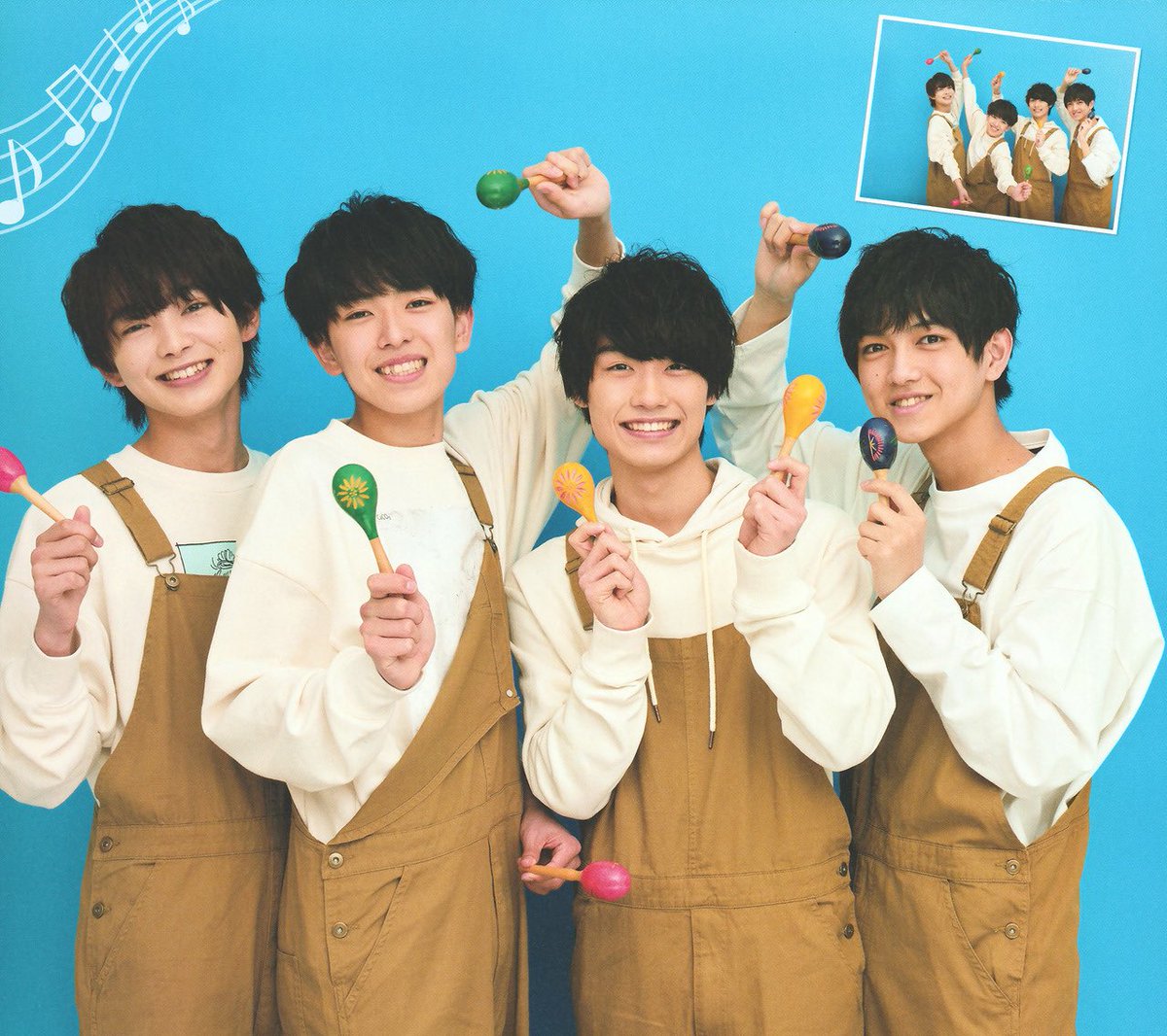 UCHIMU37's tweet photo. [SCAN] 💙🧡💜🤍

#内村颯太 #深田竜生 #檜山光成 #豊田陸人 #少年忍者

https://t.co/0dZfwmJaXW https://t.co/z3AKQd4J93