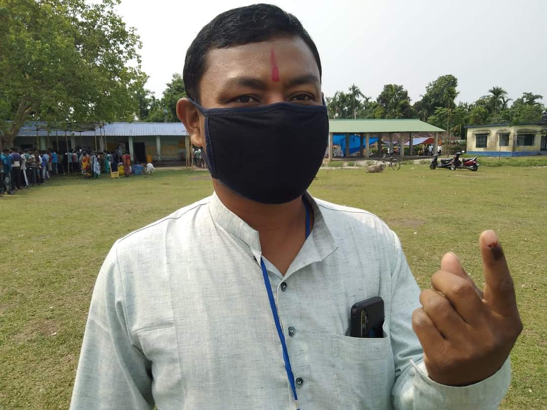 anandbarman286's tweet photo. Bengal wants Education
Bengal wants Healthcare
Bengal wants BJP.
Ebar BJP.
#EbarBJPSorkar https://t.co/hK93OY5vOV