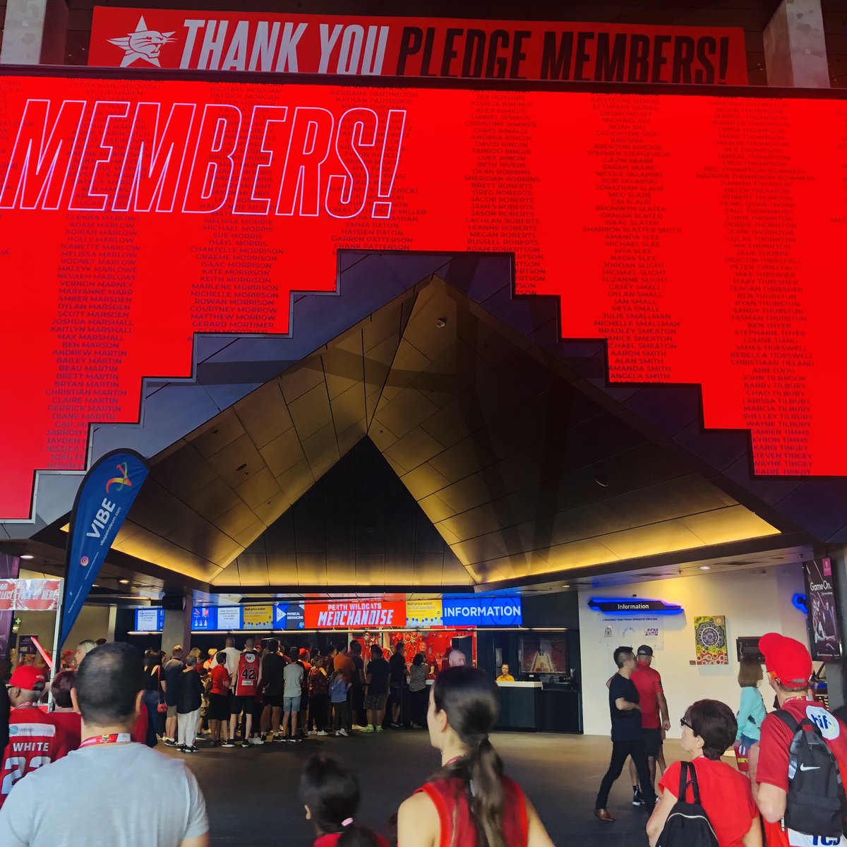 Love the idea of the Member recognition game, the massive sign at the entrance was super cool, pity my name wasn’t on it as an ‘over 20 year Wildcats Member’ 😔 #RedArmy  #perthwildcats #luckyistilllovemycats #bitdevo