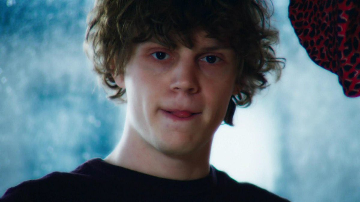 эван питерс и эмма робертс взрослый мир. взрослый мир 2013 эван питерс. взрослый мир. взрослый мир фильм 2013 эван питерс. Evan peters 2023.