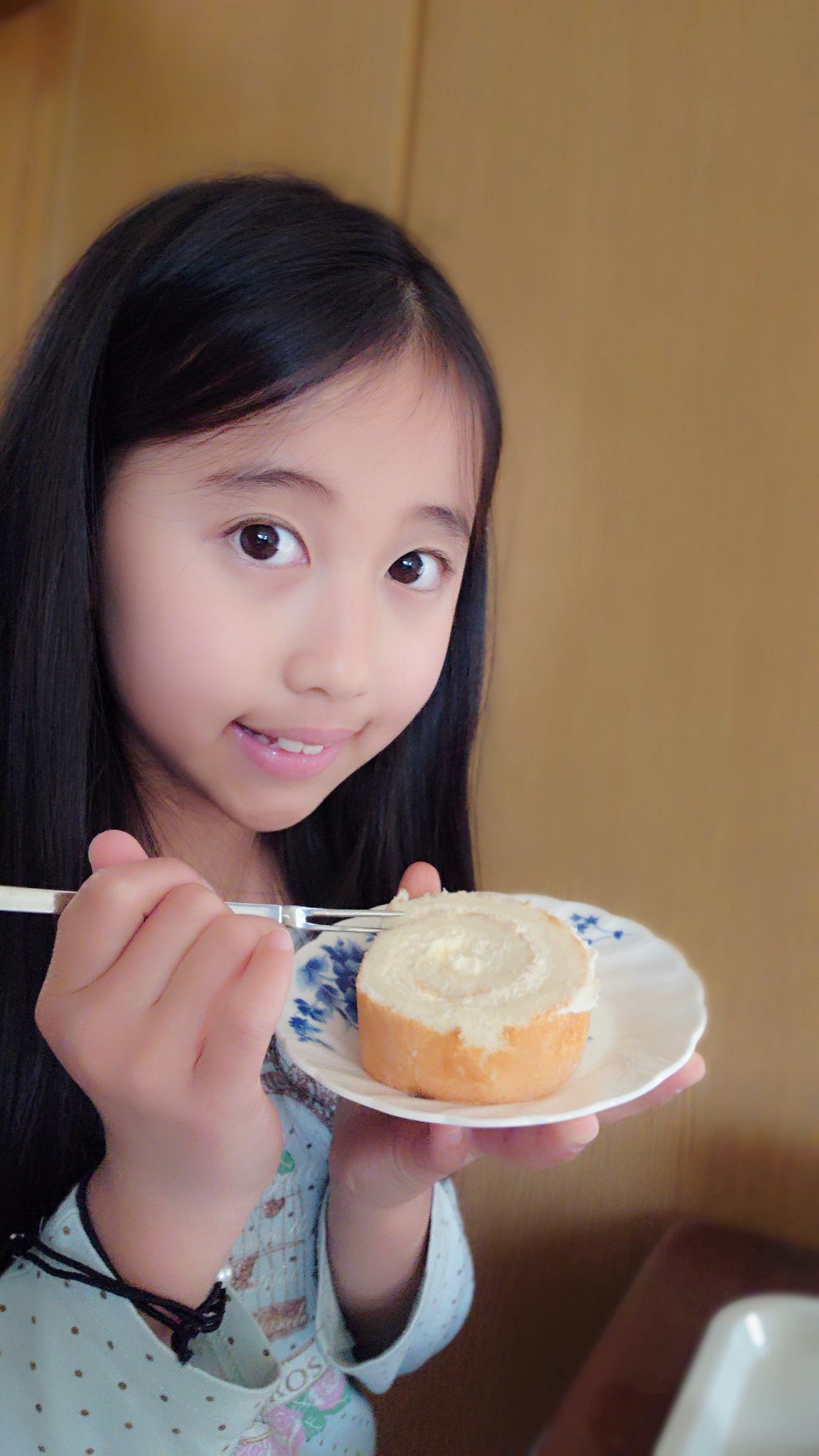 白い恋人ロールケーキ Twitter Search Twitter