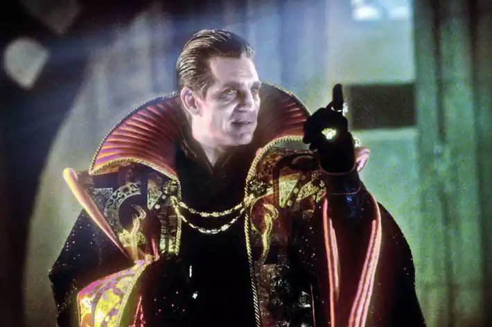Also wishing a very happy birthday to Eric Roberts, who is 65 today 