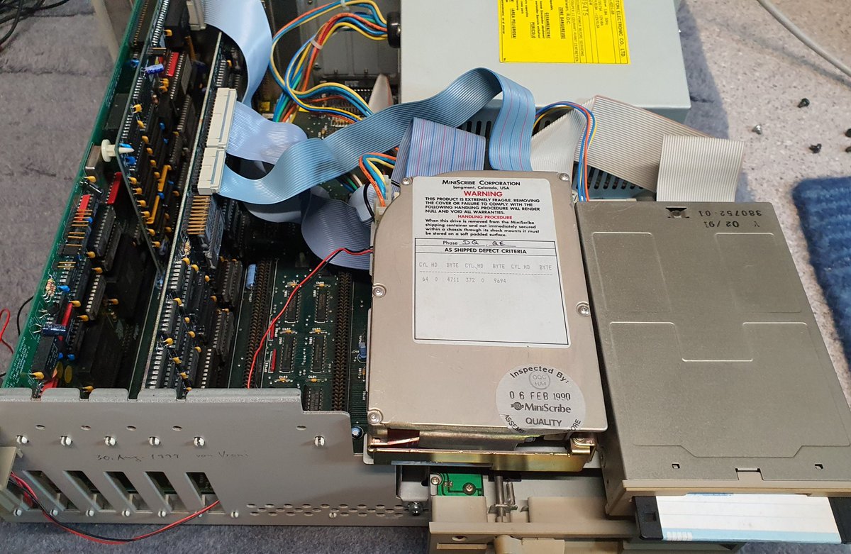 RetroWizzard's tweet photo. So the #Amiga 2000 boots fine from floppy. But as soon as the #MiniScribe harddisk is connected I get a white screen and nothing else.🤷‍♂️
Any suggestions Twitter community?
#commodore #retrogaming #retrocomputing https://t.co/9CDODKM3tb