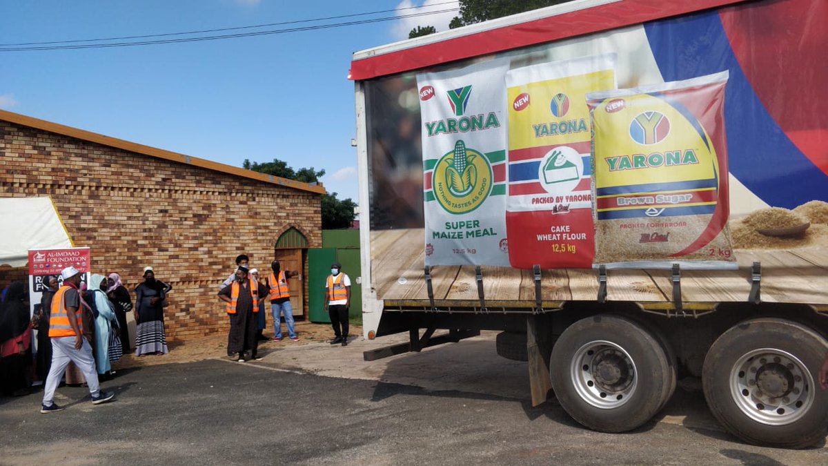 MuslimAssocSA's tweet photo. Distribution underway in Ennerdale...
#RamadanDistribution #Zakaat #FoodHampers https://t.co/cJaX08l7eY