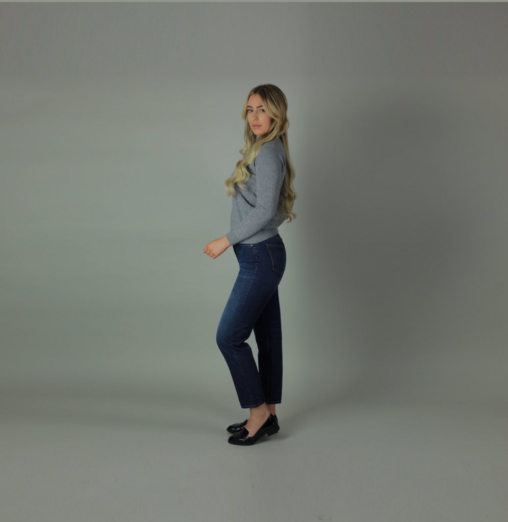 Casual Sunday. Cashmere Sunday. 

#hartleycashmere 

#cashmere #fashionstyle #lifestylebrand #sustainablestyle #hartleycourte 

hartleycourte.com