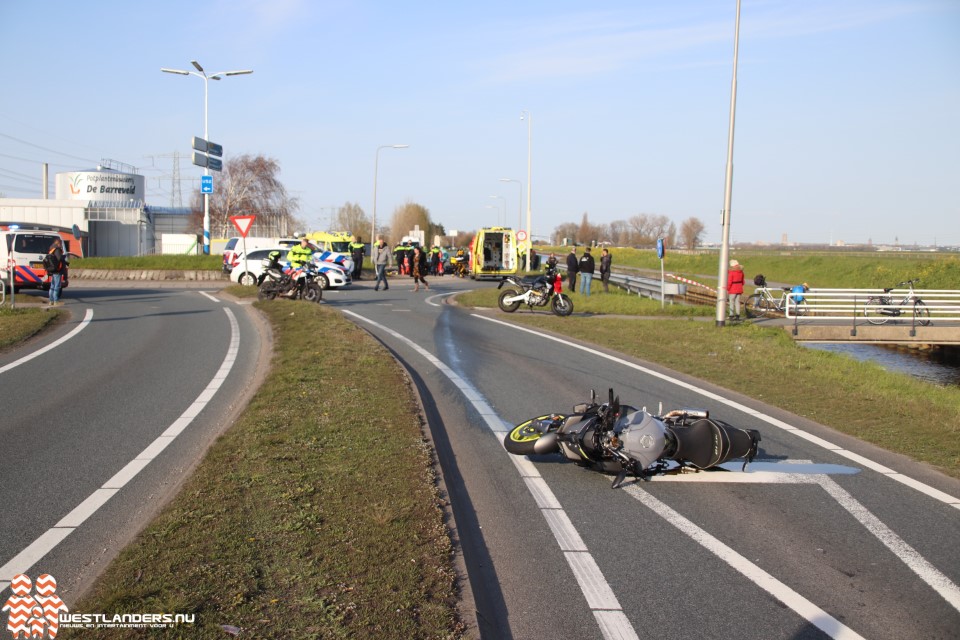 Politie zoekt getuigen van dodelijk motorongeluk Westlandroute..