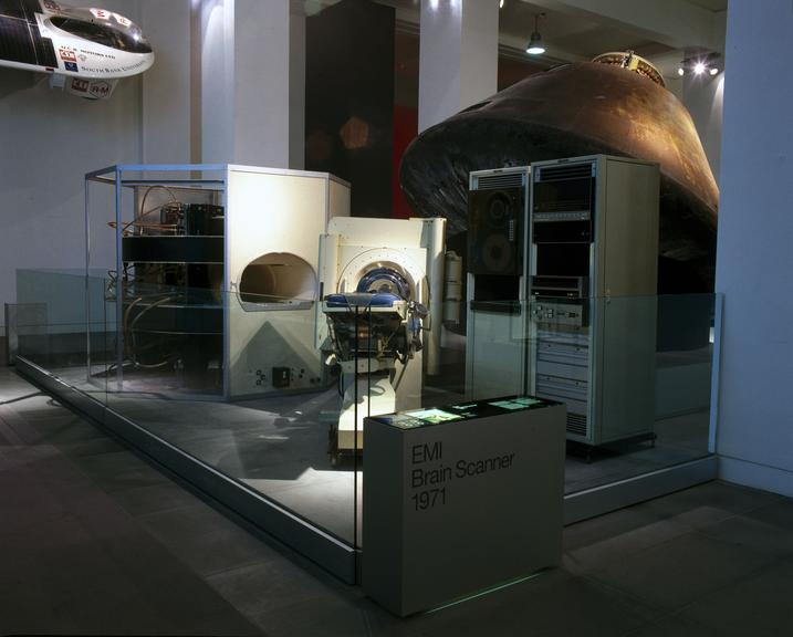 MedCrisis's tweet photo. At the time Hounsfield was an electrical engineer working at EMI, which did a lot of things but is best known as a record company that managed The Beach Boys, Sinatra, The Beatles &amp; more.

He went on to win the Nobel Prize and CT scanning turned out to be really rather popular. https://t.co/FG2joOxkxr