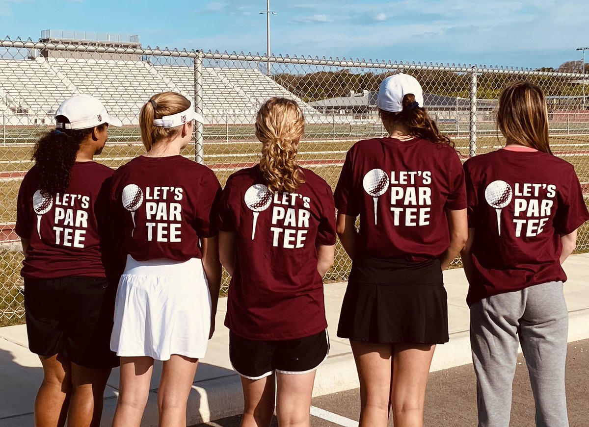 BetJones4's tweet photo. And they’re off to compete at Regionals...Go Wolves!!! #BTP #DHSWolves @matthewsdeloach @jdzimmerhanzel @GolfDavenport https://t.co/Jy9z70IRfm