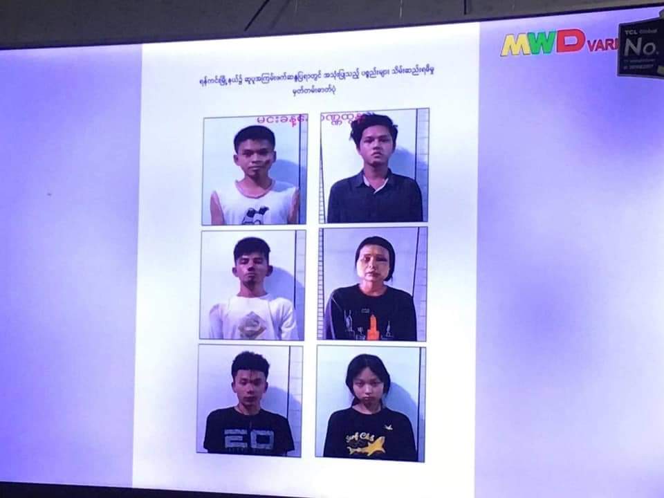 swansonite_21 (@lucas_swann) on Twitter photo Abductees were unrecognizable after being abused and tortured incessantly
All they did was protesting against dictatorship
Why do they have to beat people into a pulp ?
<a href="/UN/">United Nations</a> Stop Watching and take action 🚨
#WhatsHappeningInMyanmar #Apr18Coup Abductees were unrecognizable after being abused and tortured incessantly
All they did was protesting against dictatorship
Why do they have to beat people into a pulp ?
<a href="/UN/">United Nations</a> Stop Watching and take action 🚨
#WhatsHappeningInMyanmar #Apr18Coup