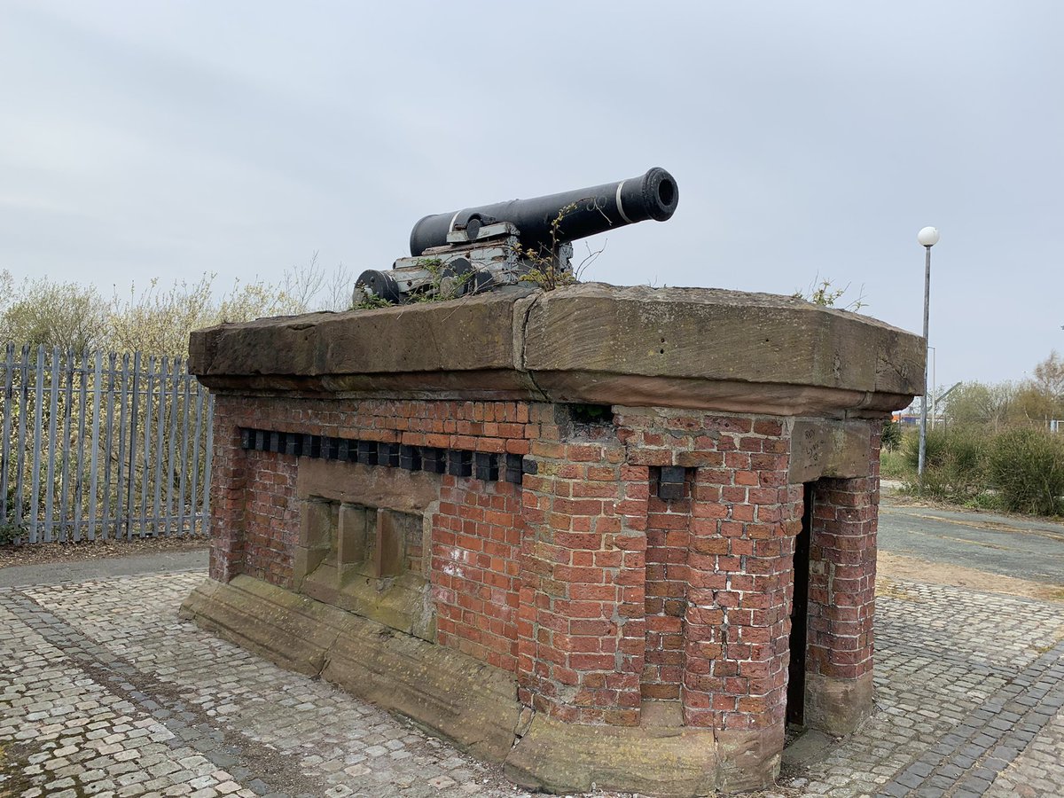 Transport Past Times The One O Clock Gun In Birkenhead Interesting History Of The Use Of The Gun For The Port History Oneoclockgun Liverpool Liverpooldocks Wirral Birkenhead T Co Ejoyo2vg6q Transport Past Times The One O Clock Gun In Birkenhead Interesting History Of The Use Of The Gun For The Port History Oneoclockgun Liverpool Liverpooldocks Wirral Birkenhead T Co Ejoyo2vg6q